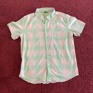 Mint Green Shirt & Light Gray